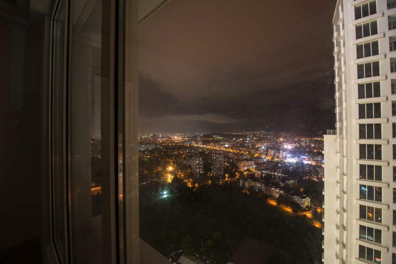 33Rd Floor Luxury Apartment Spa & Fitness Скопие Екстериор снимка