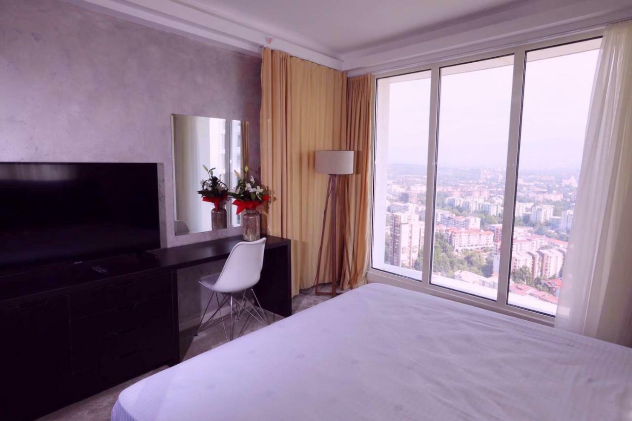 33Rd Floor Luxury Apartment Spa & Fitness Скопие Екстериор снимка